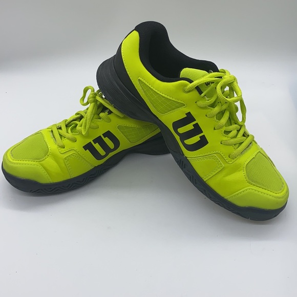 Kids Wilson Rush pro Tennis shoes size 5 - Picture 3 of 5